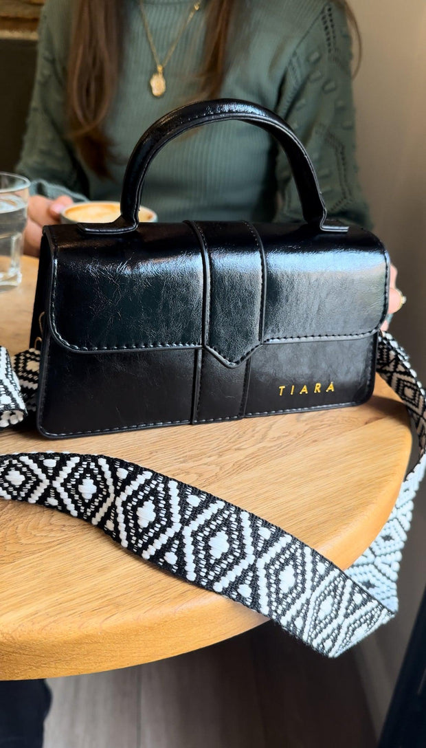  2 torbi Tori