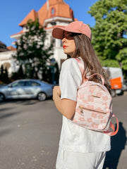 Mini Rucsac roz cu floricele Nadina - TIARA CONCEPT STORE