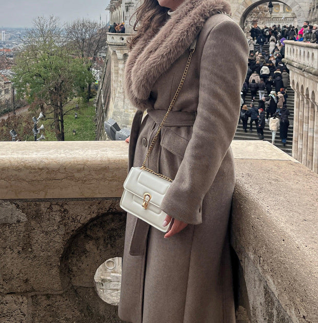 Darina bela torba